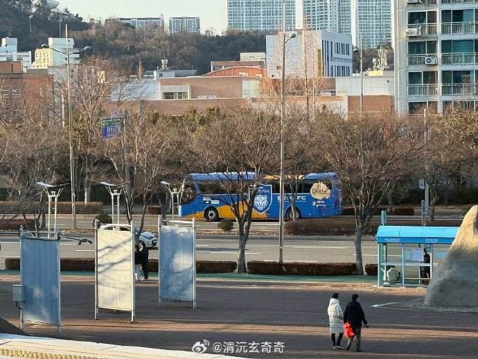 泰山隊退賽！博主：蔚山的大巴已經(jīng)抵達球場，隨后又開了回去